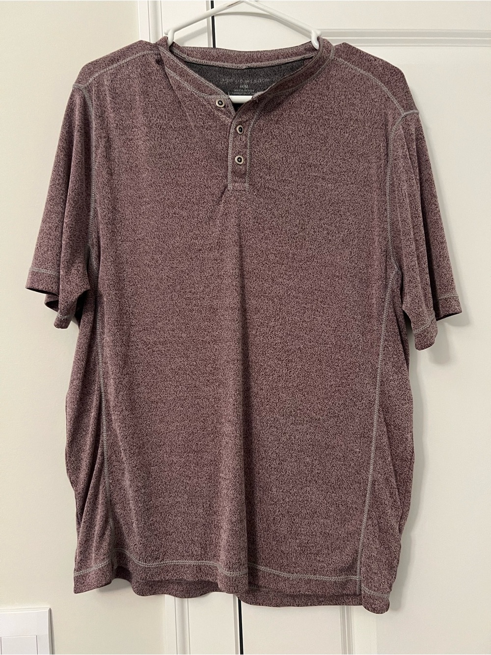 Short-Sleeve Heathered Henley Shirt (M)